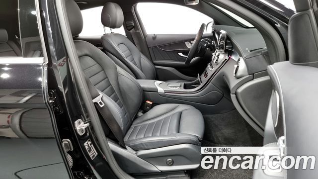 Mercedes-Benz GLC-Class GCL300 4MATIC Coupe