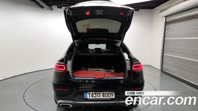 Mercedes-Benz GLC-Class GCL300 4MATIC Coupe