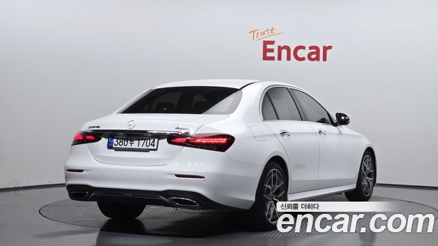 Mercedes-Benz E-Class E220d 4MATIC AMG Line