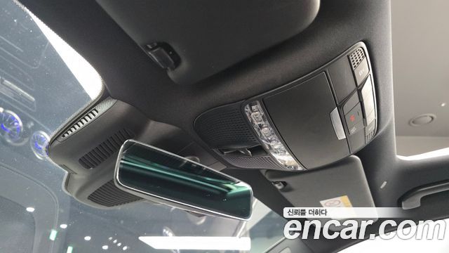 Mercedes-Benz E-Class E220d 4MATIC AMG Line
