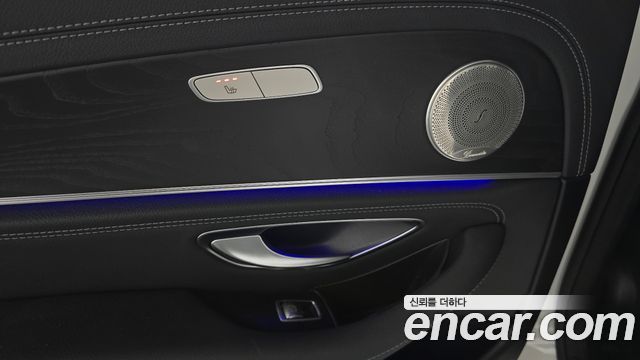 Mercedes-Benz E-Class E220d 4MATIC AMG Line