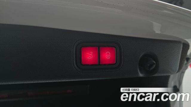 Mercedes-Benz E-Class E220d 4MATIC AMG Line