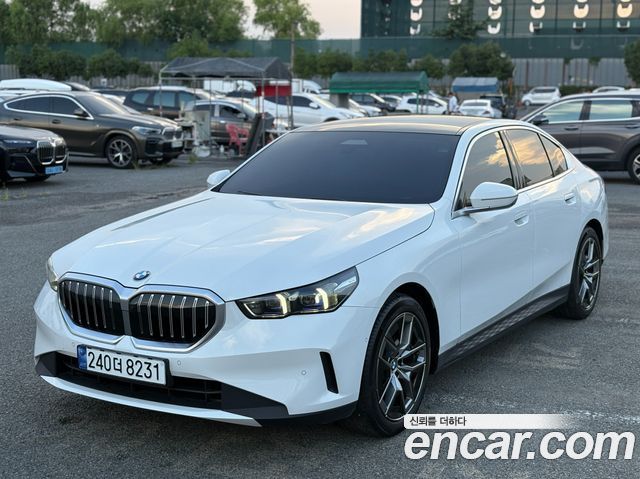 BMW 5-Series 520i