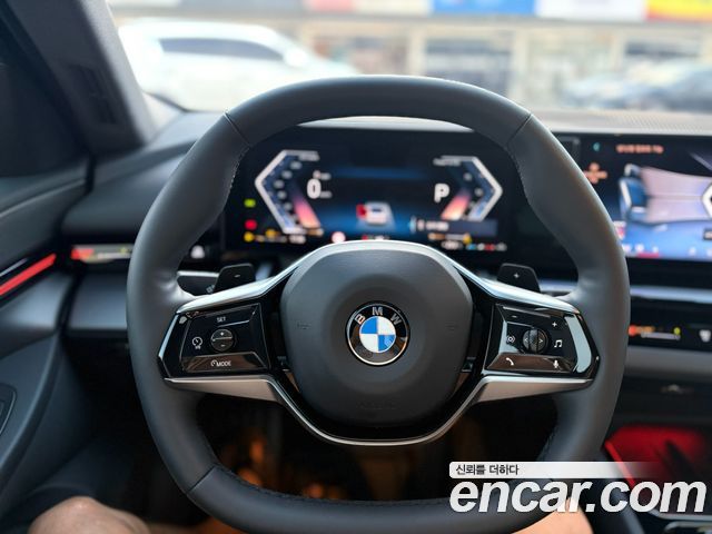 BMW 5-Series 520i