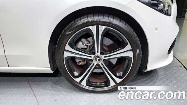 Mercedes-Benz C-Class C300 4MATIC Avantgarde