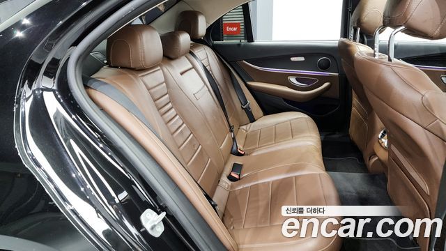 Mercedes-Benz E-Class E300 AV Intelligent Drive