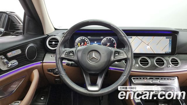 Mercedes-Benz E-Class E300 AV Intelligent Drive