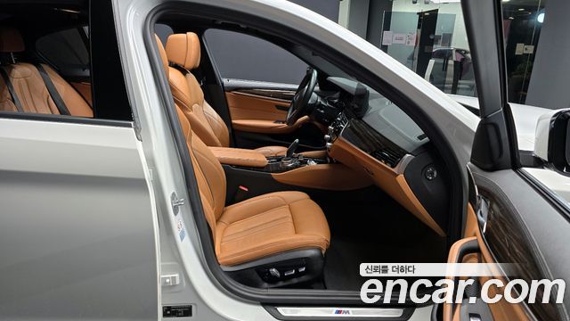 BMW 5-Series 520i M Sport