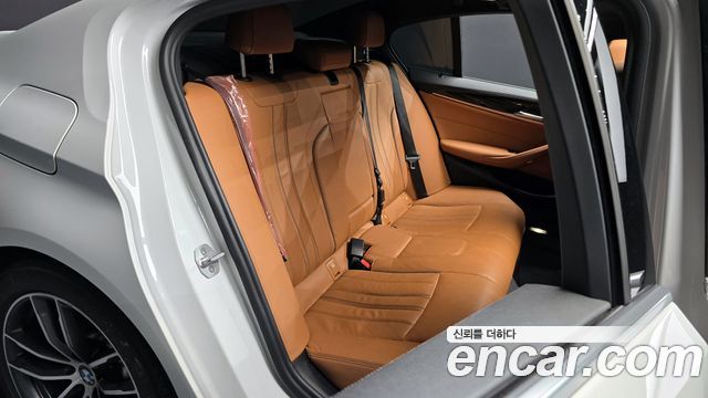 BMW 5-Series 520i M Sport