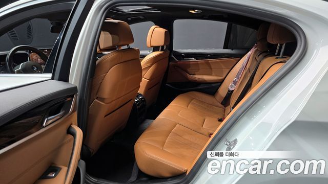 BMW 5-Series 520i M Sport