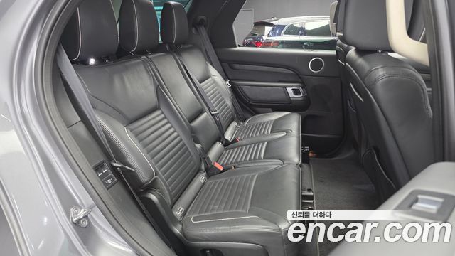 Land Rover Discovery 3.0 TD6 HSE Luxury