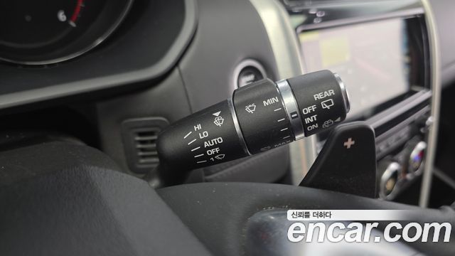 Land Rover Discovery 3.0 TD6 HSE Luxury
