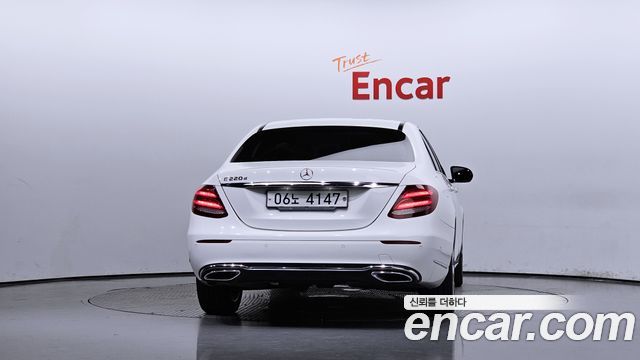 Mercedes-Benz E-Class E220d Exclusive