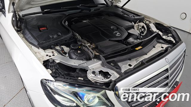 Mercedes-Benz E-Class E220d Exclusive