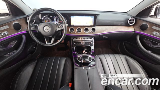 Mercedes-Benz E-Class E220d Exclusive
