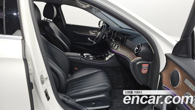 Mercedes-Benz E-Class E220d Exclusive