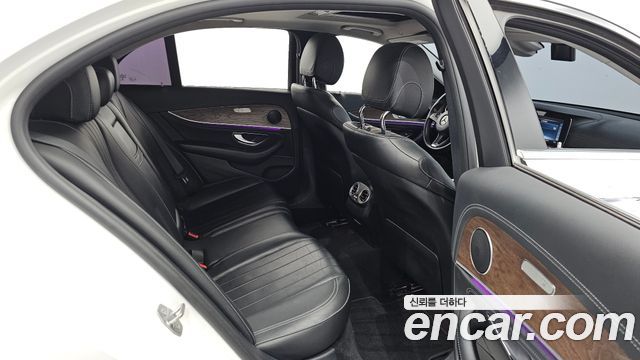 Mercedes-Benz E-Class E220d Exclusive