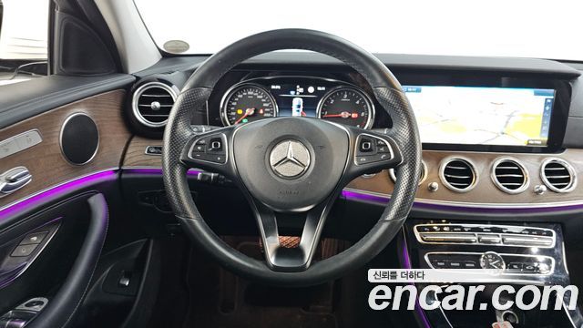 Mercedes-Benz E-Class E220d Exclusive