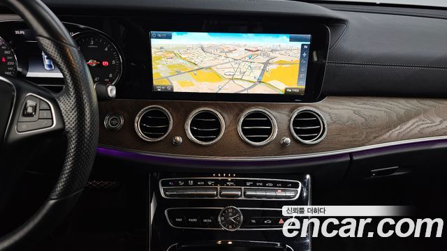 Mercedes-Benz E-Class E220d Exclusive
