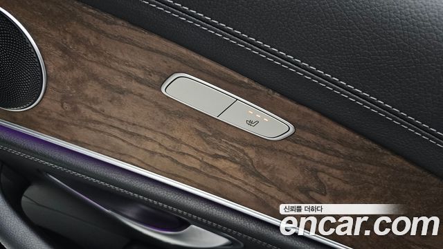 Mercedes-Benz E-Class E220d Exclusive