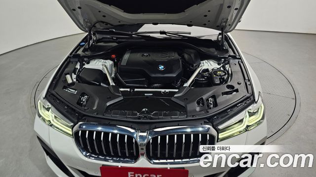 BMW 5-Series 520i M Sport