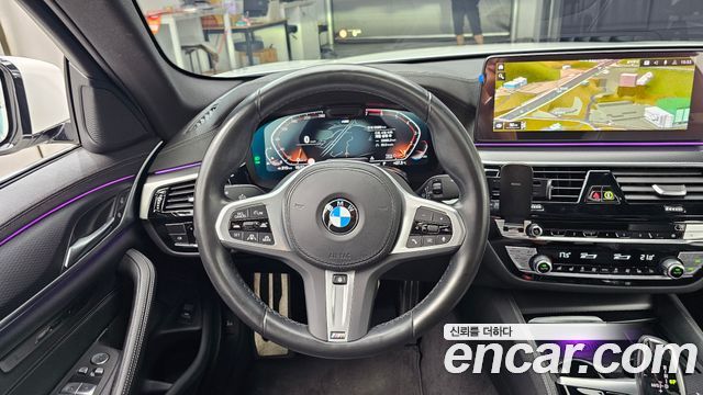 BMW 5-Series 520i M Sport
