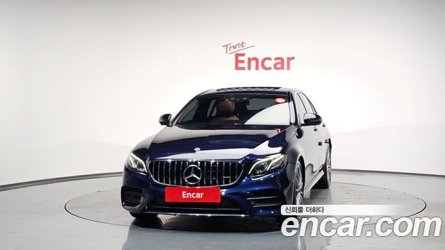 Mercedes-Benz E-Class E300 4MATIC AMG Line