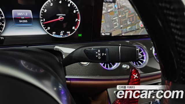 Mercedes-Benz E-Class E300 4MATIC AMG Line