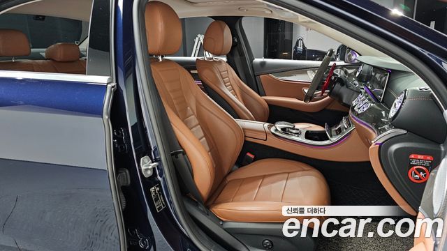 Mercedes-Benz E-Class E300 4MATIC AMG Line