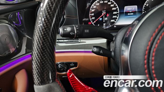 Mercedes-Benz E-Class E300 4MATIC AMG Line