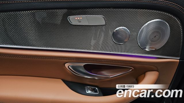 Mercedes-Benz E-Class E300 4MATIC AMG Line