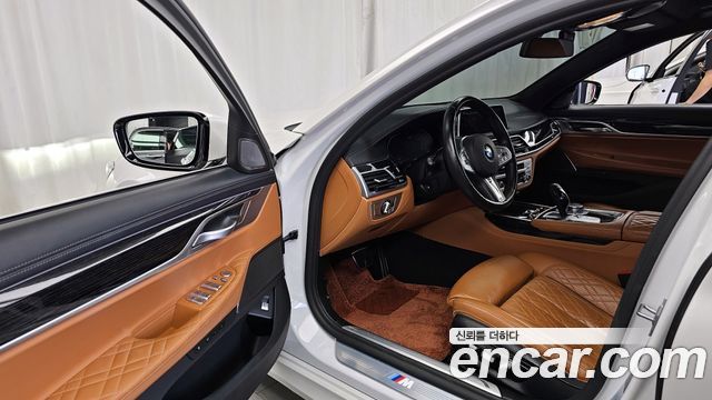 BMW 7-Series 740i M Sport