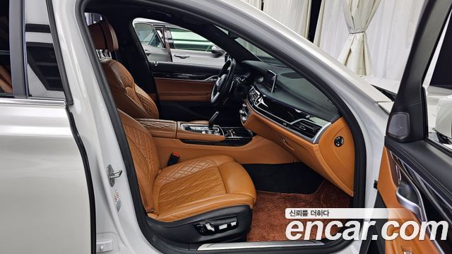 BMW 7-Series 740i M Sport