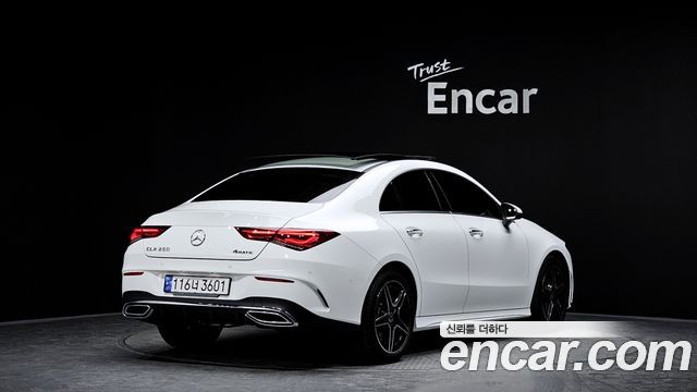 Mercedes-Benz CLA-Class CLA250 4MATIC