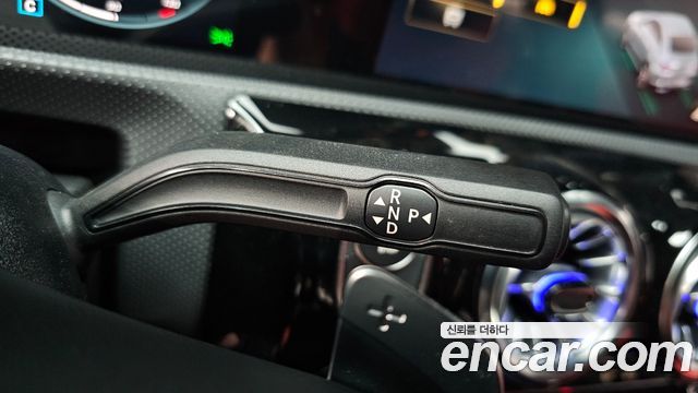 Mercedes-Benz CLA-Class CLA250 4MATIC