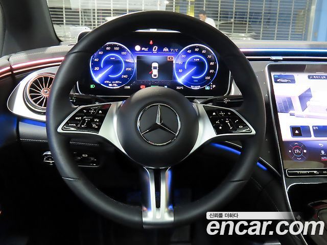 Mercedes-Benz EQE EQE350+