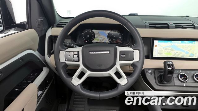 Land Rover Defender 110 P300 X-Dynamic SE