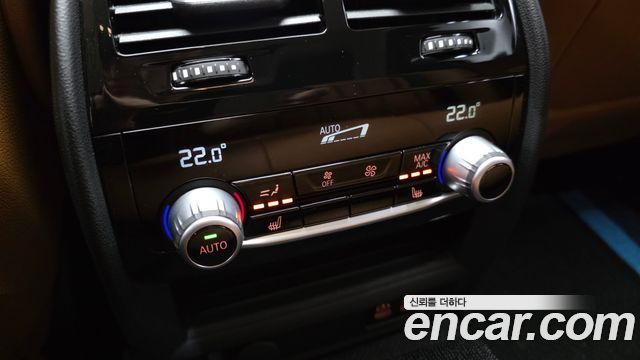 BMW 5-Series 520i Luxury