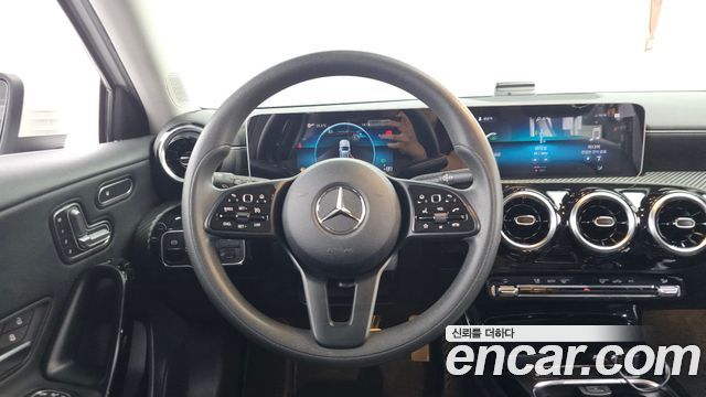 Mercedes-Benz A-Class A220 Hatchback