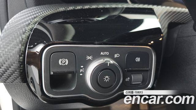 Mercedes-Benz A-Class A220 Hatchback