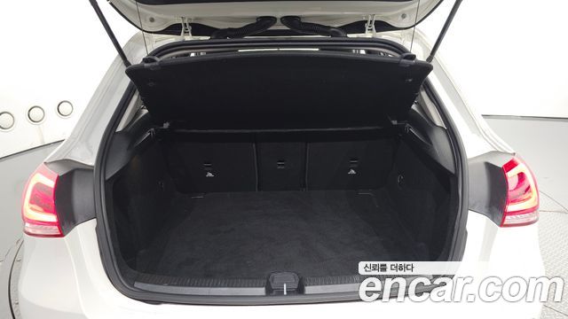 Mercedes-Benz A-Class A220 Hatchback