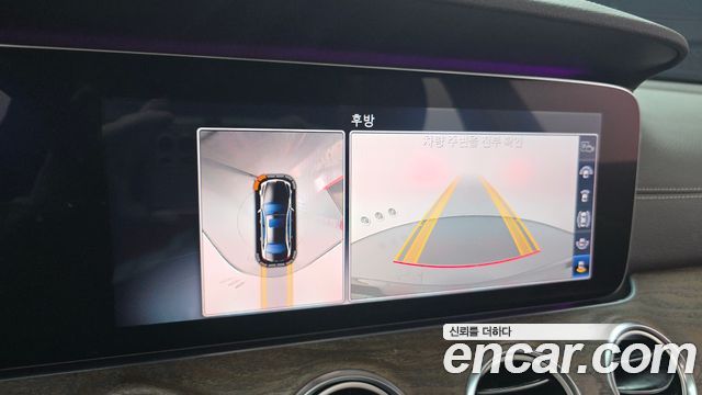 Mercedes-Benz E-Class E300 4MATIC Exclusive