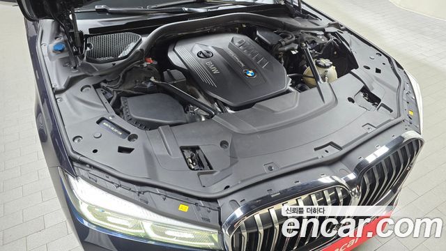 BMW 7-Series 730d xDrive Design Pure Excellence