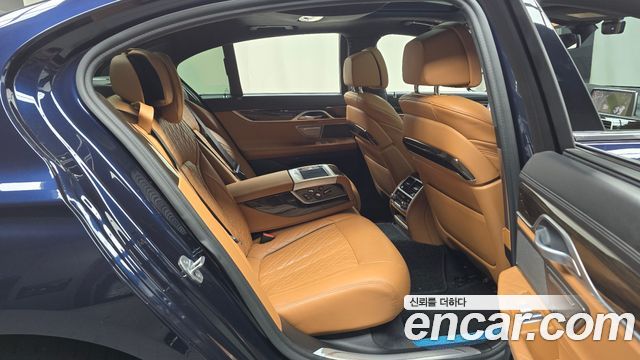BMW 7-Series 730d xDrive Design Pure Excellence