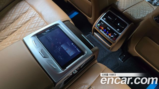 BMW 7-Series 730d xDrive Design Pure Excellence