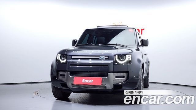 Land Rover Defender 110 P300 X-Dynamic SE