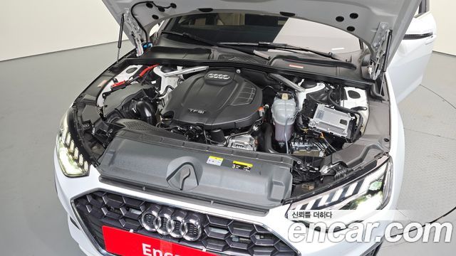 Audi A4 40 TFSI Premium