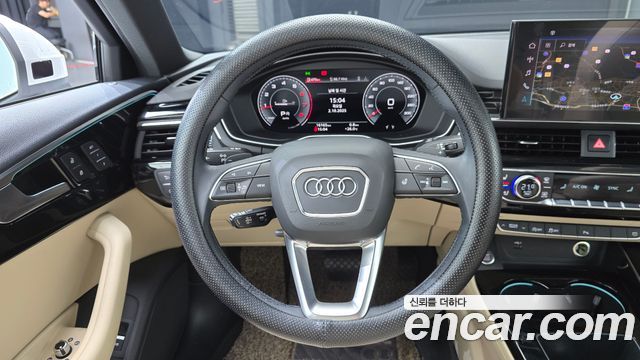 Audi A4 40 TFSI Premium