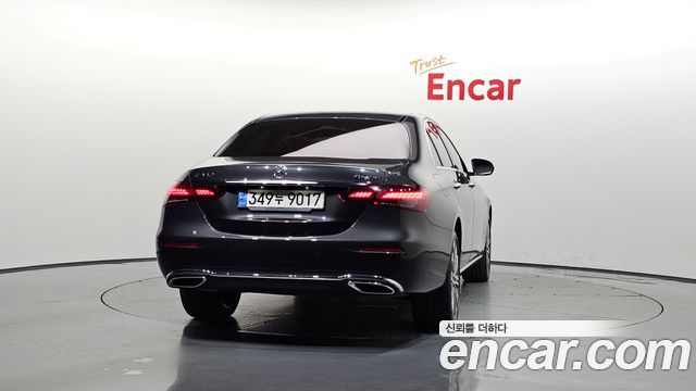 Mercedes-Benz E-Class E350 4MATIC Exclusive