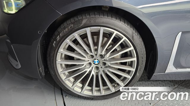 BMW 7-Series 730Ld xDrive Design Pure Excellence